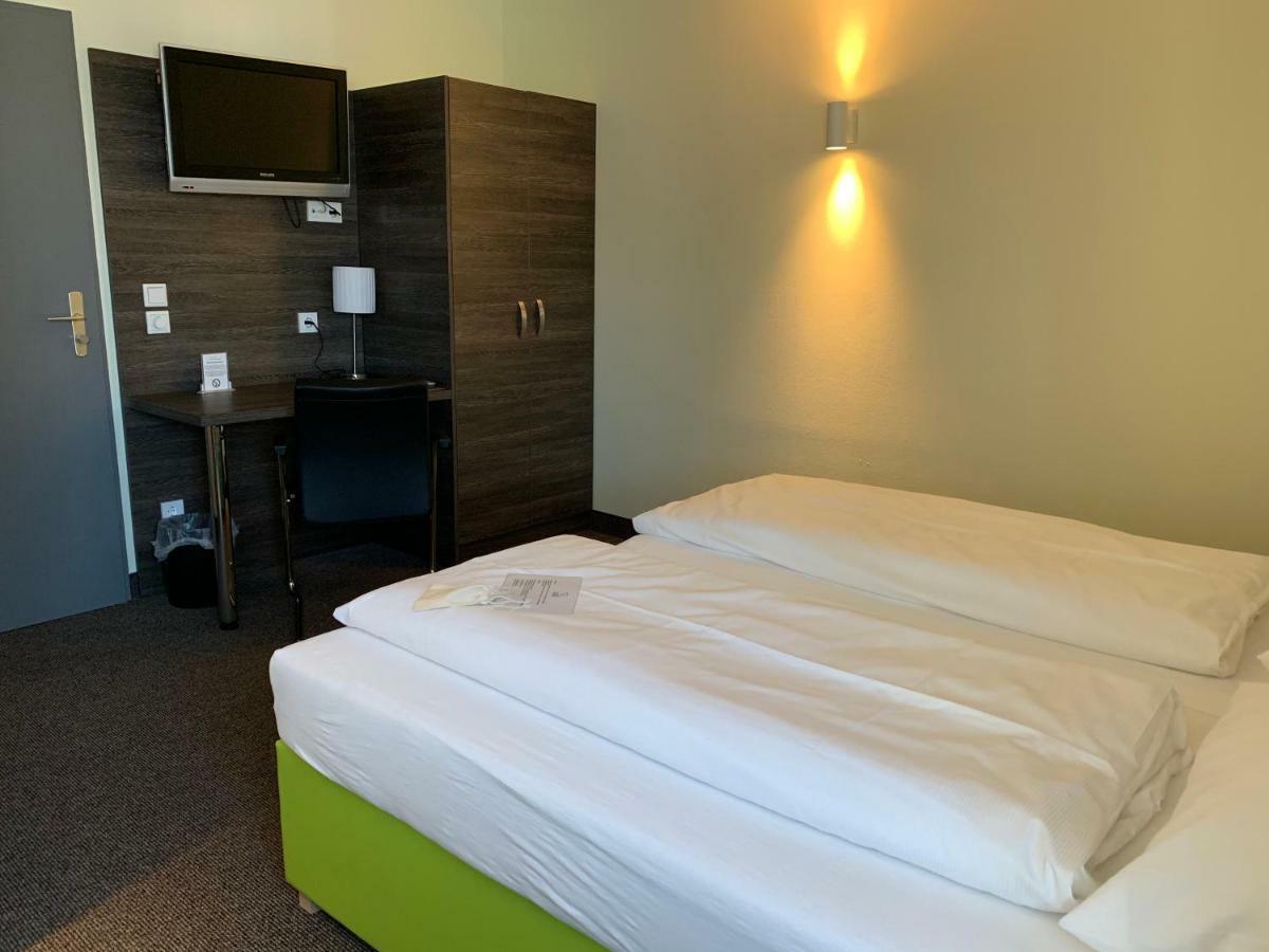 Behringers Nurnberg Hotel 2*