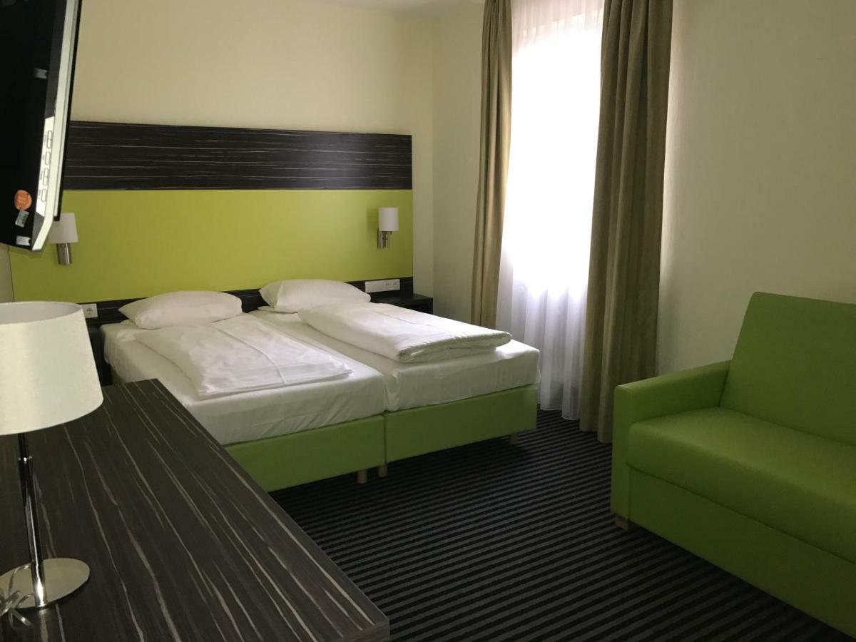 Hotel Behringers Nurnberg 2*